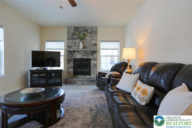 308 Sofia Boulevard, Maiden Creek Twp, PA 19510