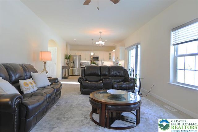 308 Sofia Boulevard, Maiden Creek Twp, PA 19510