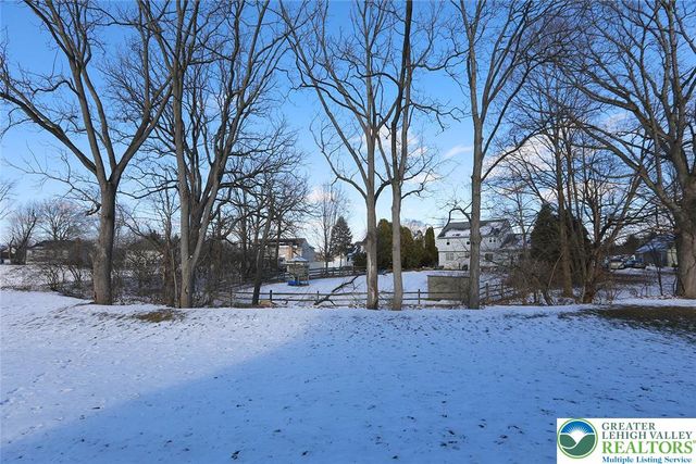 308 Sofia Boulevard, Maiden Creek Twp, PA 19510