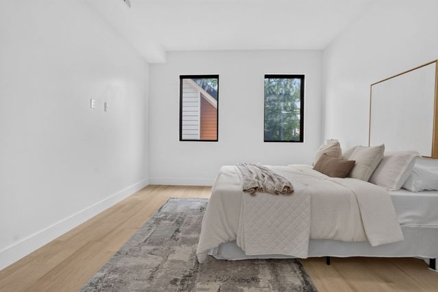 13 Clyde St A, Somerville, MA 02145