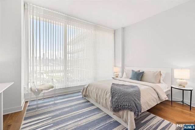 1200 Ave At Port Imperial 513, Weehawken, NJ 07086