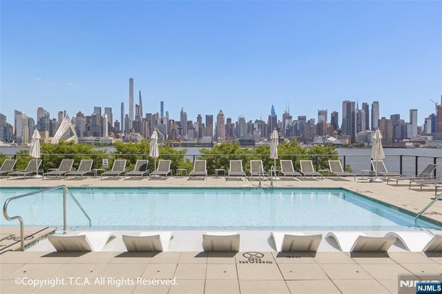 1200 Ave At Port Imperial 513, Weehawken, NJ 07086