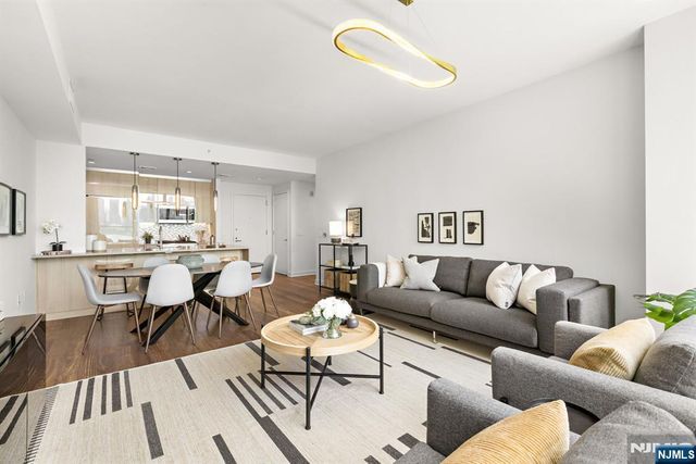 1200 Ave At Port Imperial 513, Weehawken, NJ 07086