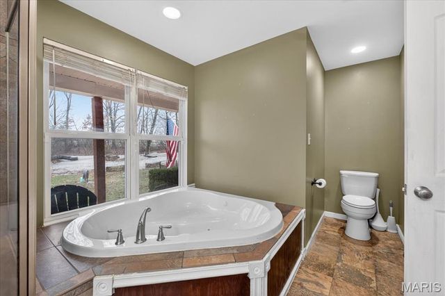 18 Chatteau Court, Foristell, MO 63348