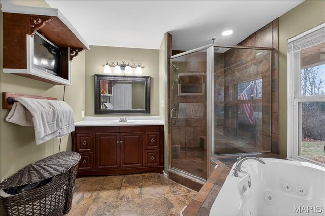 18 Chatteau Court, Foristell, MO 63348