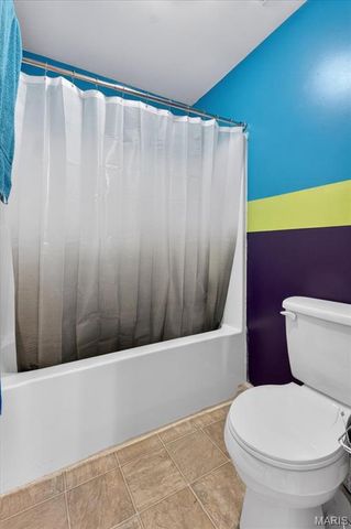 18 Chatteau Court, Foristell, MO 63348