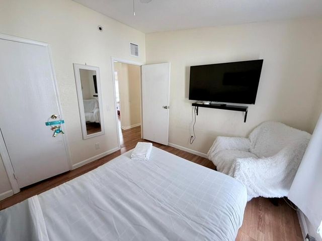 716 21st Street, West Palm Beach, FL 33407