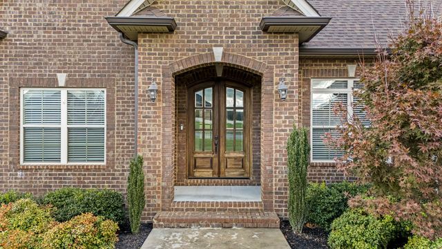 103 Rosehaven Ct, Tullahoma, TN 37388
