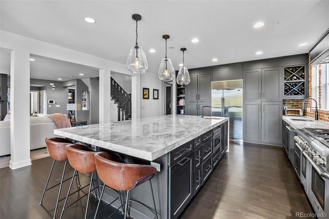 7963 S Valleyhead Way, Aurora, CO 80016