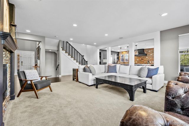 7963 S Valleyhead Way, Aurora, CO 80016