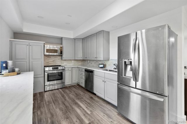 7963 S Valleyhead Way, Aurora, CO 80016