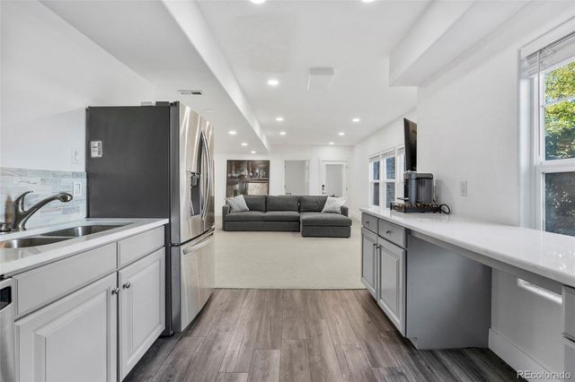 7963 S Valleyhead Way, Aurora, CO 80016