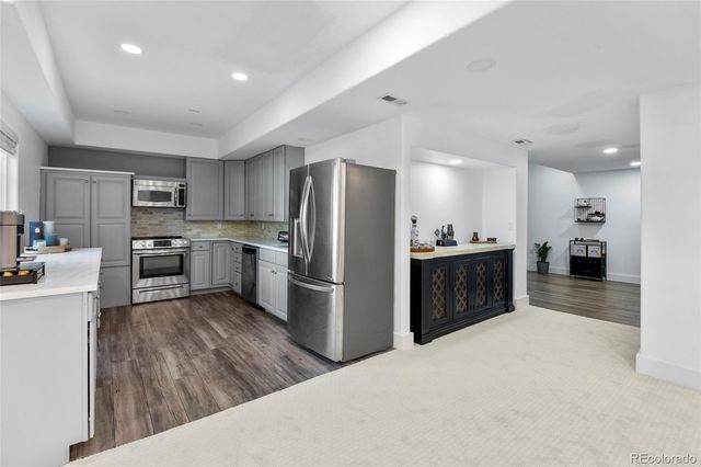 7963 S Valleyhead Way, Aurora, CO 80016