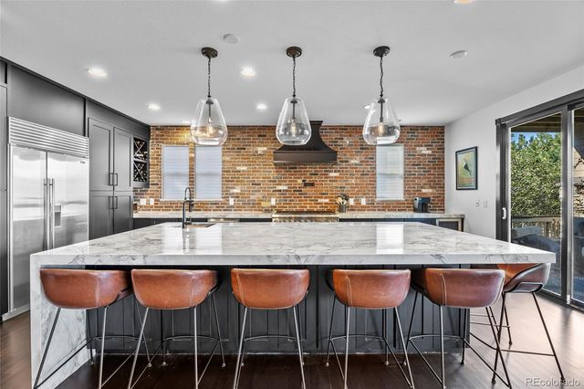 7963 S Valleyhead Way, Aurora, CO 80016