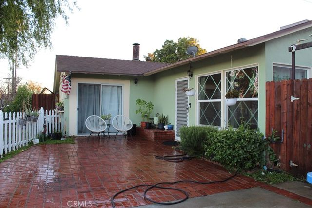 7535 Vanalden, Reseda, CA 91335