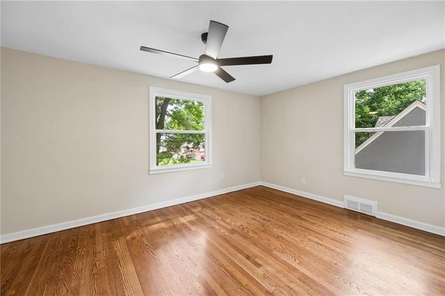 424 E 79th Terrace, Kansas City, MO 64131