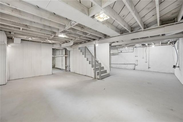 424 E 79th Terrace, Kansas City, MO 64131