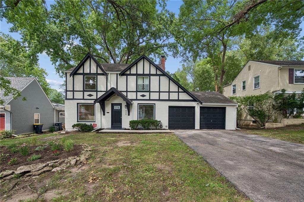 424 E 79th Terrace, Kansas City, MO 64131