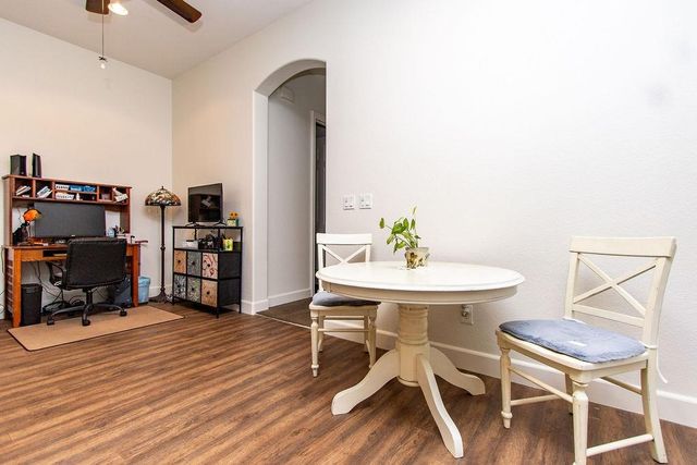 2101 State St, Turlock, CA 95380