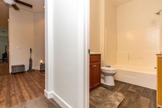 2101 State St, Turlock, CA 95380