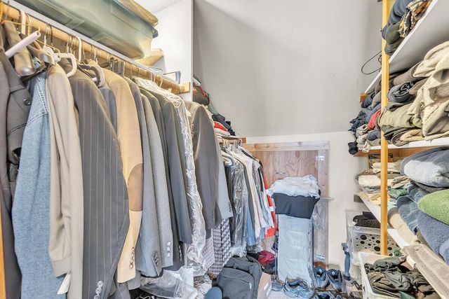 5625 Brookhaven DRIVE, Racine, WI 53406