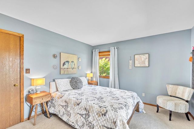 5625 Brookhaven DRIVE, Racine, WI 53406