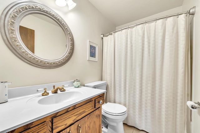 5625 Brookhaven DRIVE, Racine, WI 53406