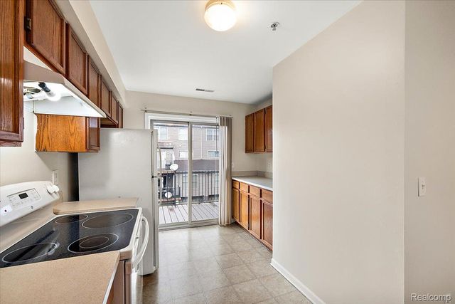 43 Georgetown Court, Dearborn, MI 48126