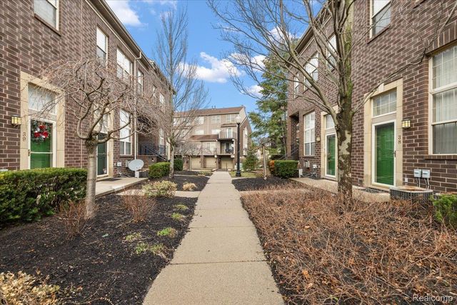43 Georgetown Court, Dearborn, MI 48126
