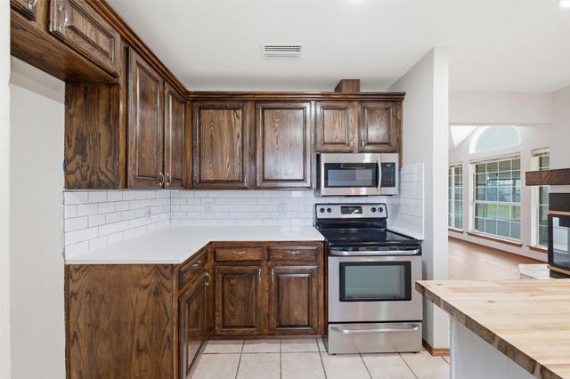 2604 Causbie Road, Weatherford, TX 76087
