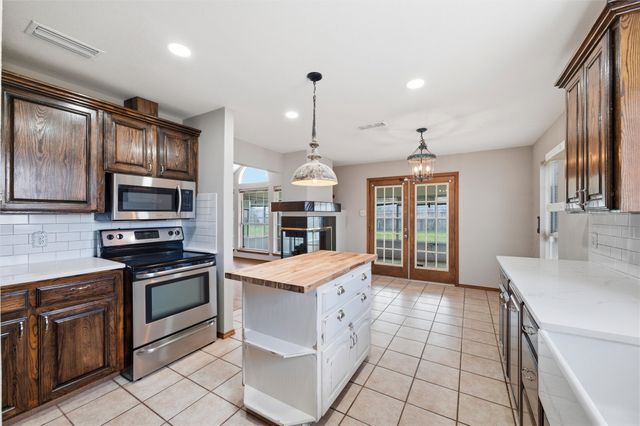 2604 Causbie Road, Weatherford, TX 76087