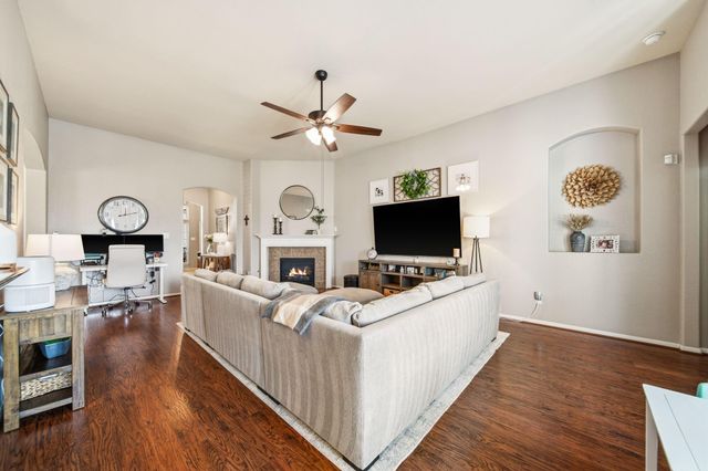 4606 Sedgewood Drive, Rosenberg, TX 77471