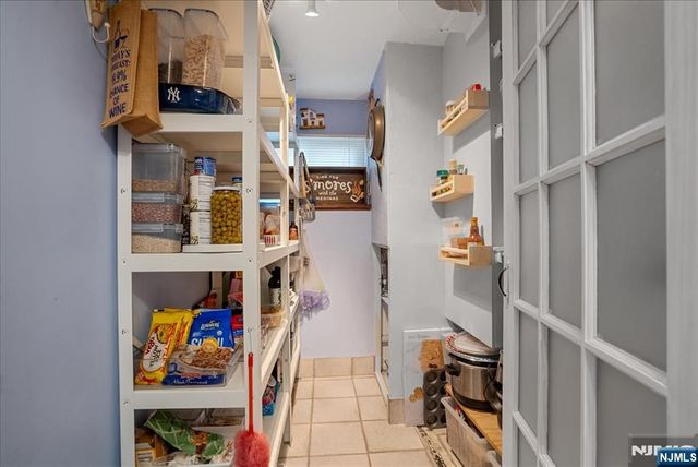 11 Westland Road, Verona, NJ 07044