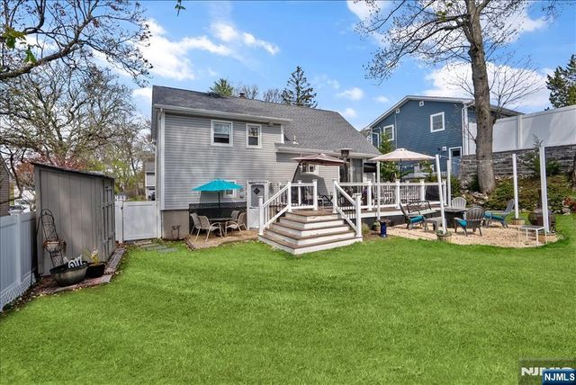 11 Westland Road, Verona, NJ 07044