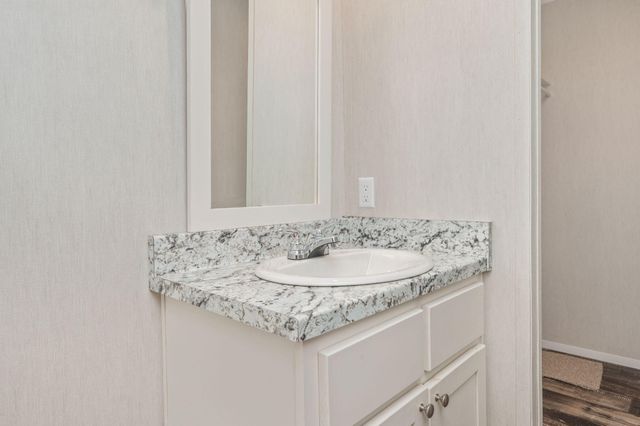 126 Pansy Lane, Defuniak Springs, FL 32433