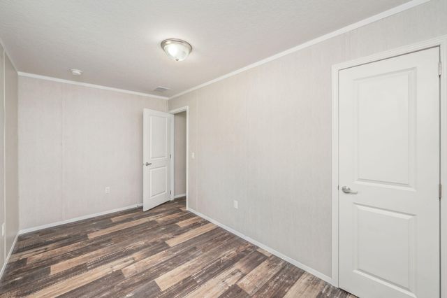 126 Pansy Lane, Defuniak Springs, FL 32433