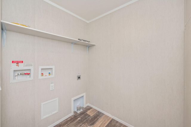 126 Pansy Lane, Defuniak Springs, FL 32433