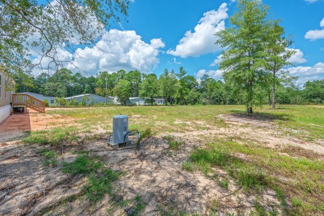 126 Pansy Lane, Defuniak Springs, FL 32433