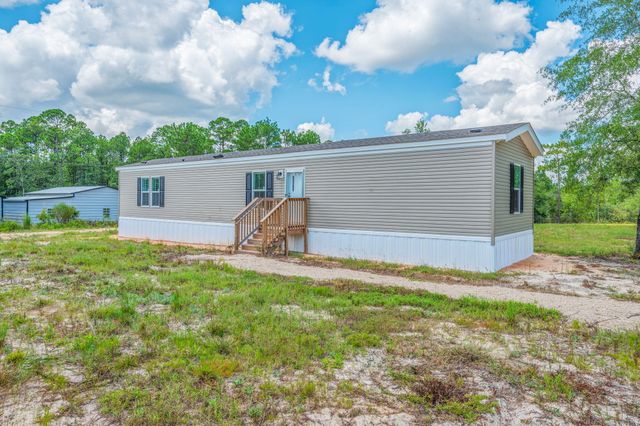 126 Pansy Lane, Defuniak Springs, FL 32433