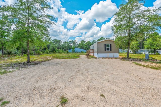 126 Pansy Lane, Defuniak Springs, FL 32433