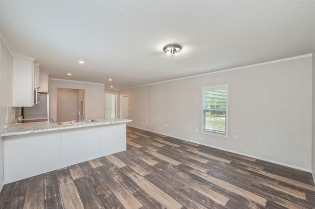 126 Pansy Lane, Defuniak Springs, FL 32433