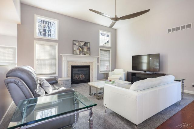 8646 Wandering Way, Freeland, MI 48623