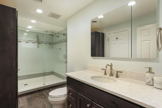 8646 Wandering Way, Freeland, MI 48623