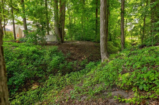 8646 Wandering Way, Freeland, MI 48623