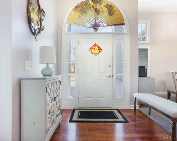 8646 Wandering Way, Freeland, MI 48623