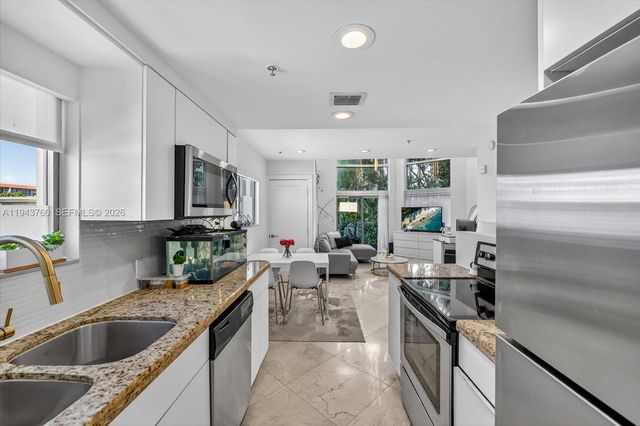 7728 Collins Ave 7, Miami Beach, FL 33141