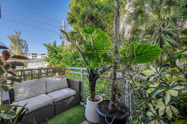 7728 Collins Ave 7, Miami Beach, FL 33141