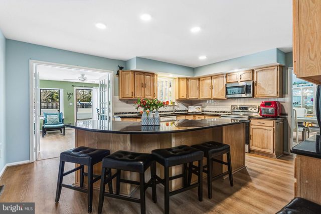 1273 QUARRY COMMONS DR, Yardley, PA 19067