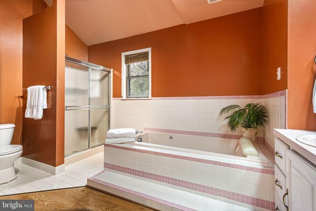 1273 QUARRY COMMONS DR, Yardley, PA 19067