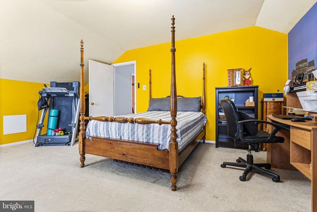 1273 QUARRY COMMONS DR, Yardley, PA 19067